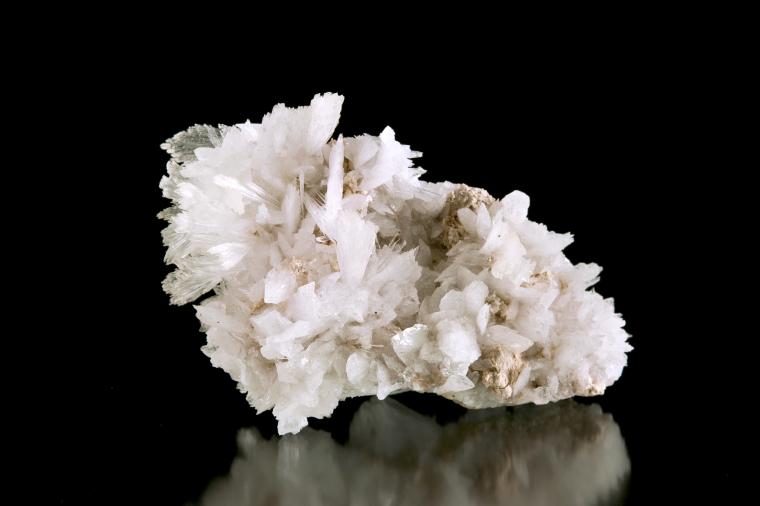 HYDROBORACITE on COLEMANITE