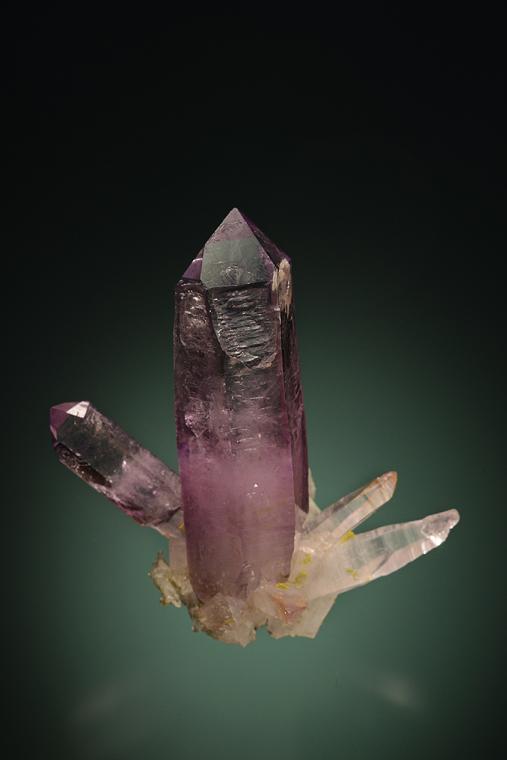 QUARTZ var. Amethyst