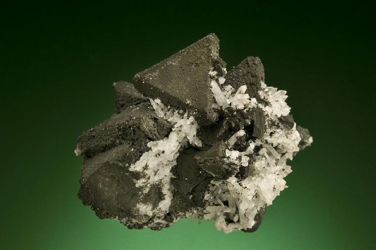 TENNANTITE with QUARTZ