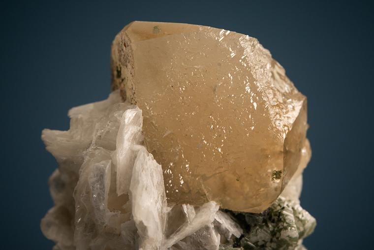 PHENAKITE with TITANITE, ALLANITE-(Ce) and CALCITE