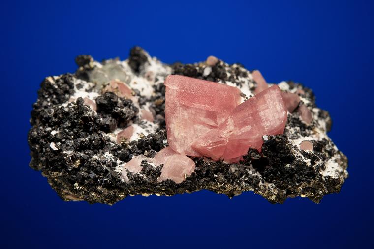 RHODOCHROSITE on SPHALERITE