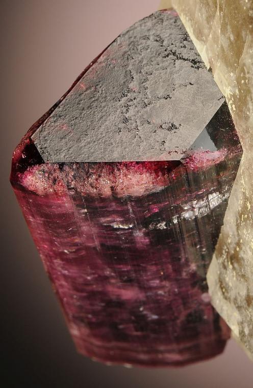 ELBAITE on QUARTZ var. Smoky