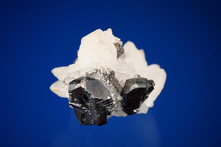 PYRARGYRITE on QUARTZ