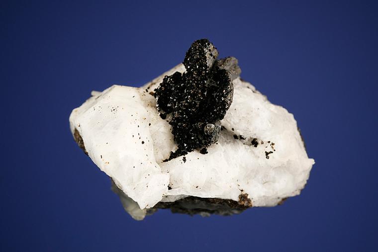 ILMENITE on CATAPLEIITE