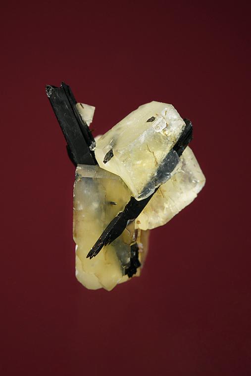 LEUCOPHANITE with AEGIRINE and SERANDITE