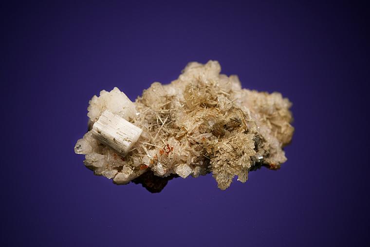 LEIFITE and ELPIDITE on ALBITE