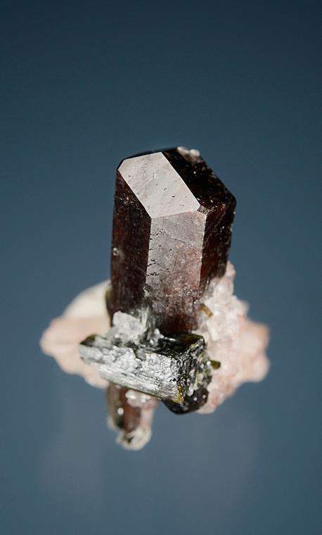 UVITE with MAGNESITE