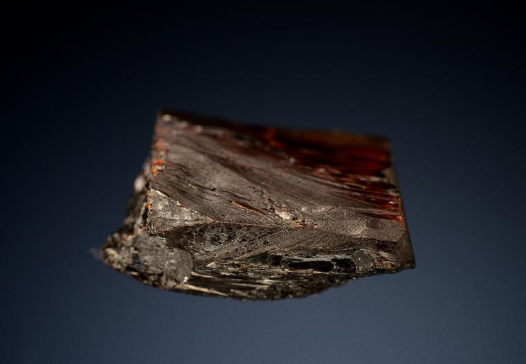 TANTALITE-(Mn)
