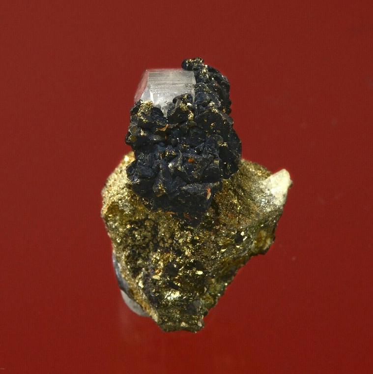 CHALCOPYRITE on FLUORAPATITE