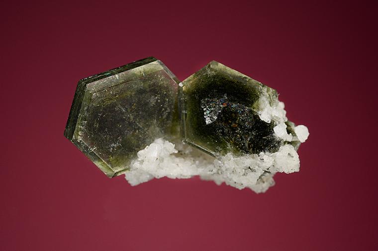 FLUORAPATITE on ALBITE