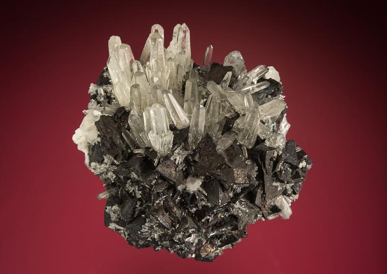 TETRAHEDRITE on QUARTZ