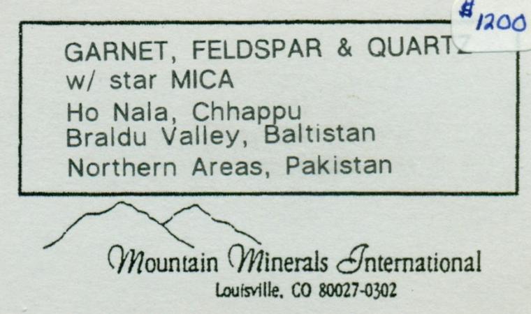 SPESSARTINE on MUSCOVITE