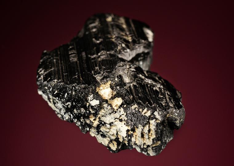 MAGNESIO-HASTINGSITE