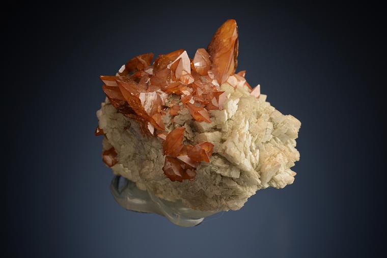 WULFENITE on DOLOMITE