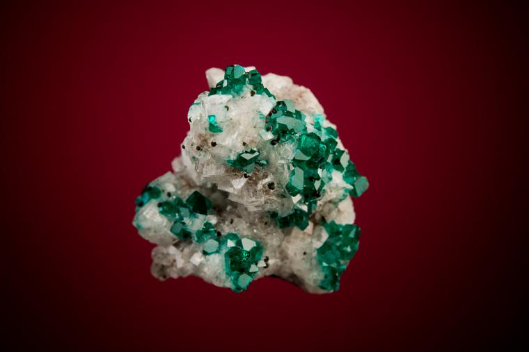 DIOPTASE on CALCITE