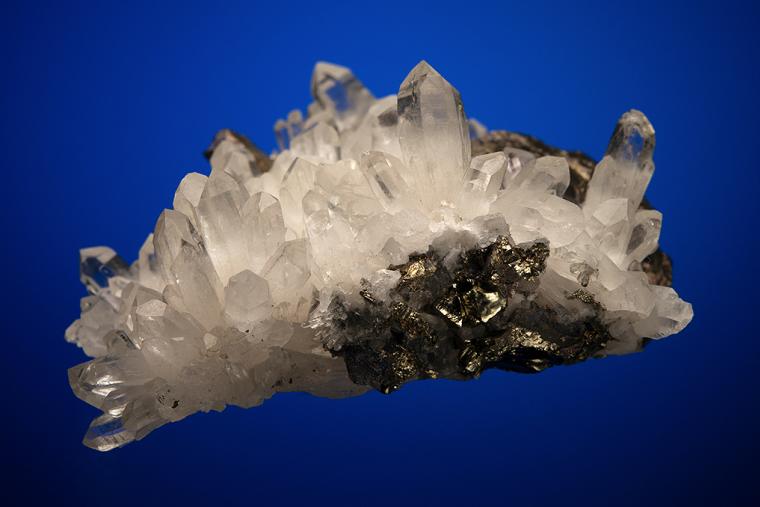 QUARTZ on PYRITE