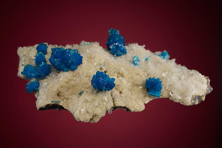 CAVANSITE on STILBITE