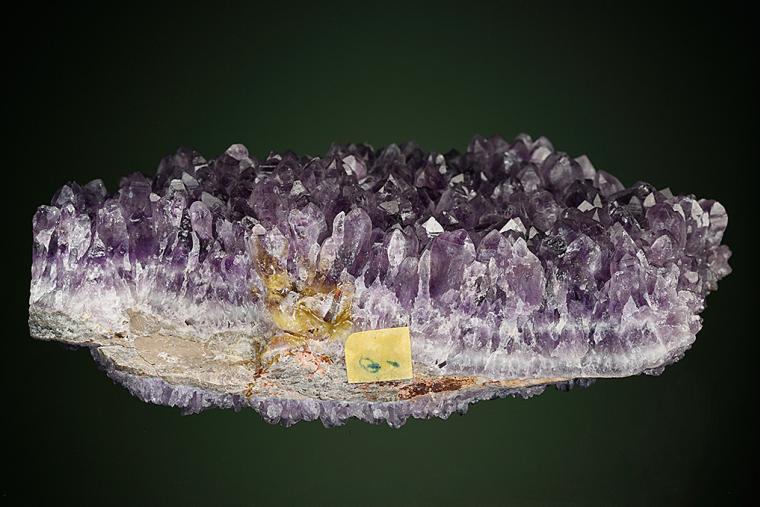 QUARTZ var. Amethyst