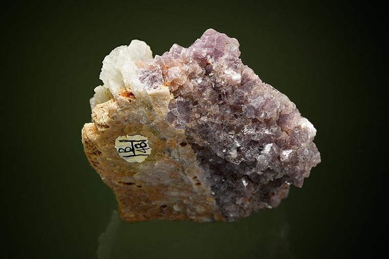 LEPIDOLITE with ALBITE var. Cleavelandite