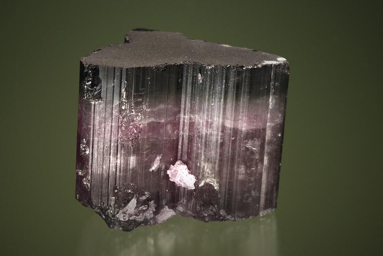 ELBAITE