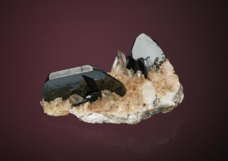 HEMATITE on QUARTZ