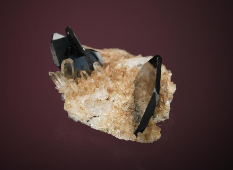 HEMATITE on QUARTZ