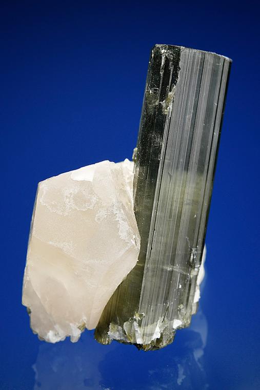 ELBAITE with QUARTZ
