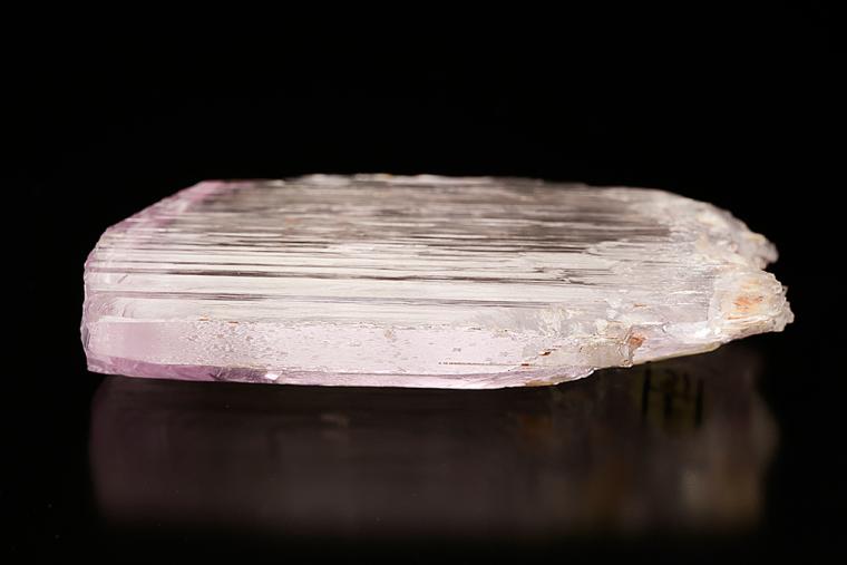 SPODUMENE var. Kunzite