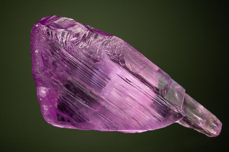 SPODUMENE var. Kunzite