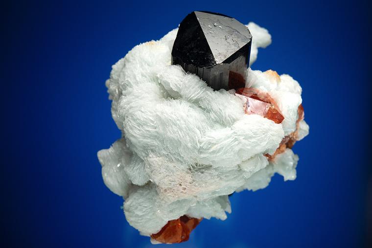 SPESSARTINE with SCHORL and ALBITE var. Cleavelandite