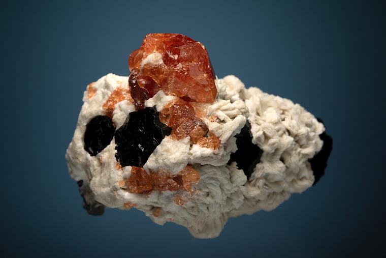 SPESSARTINE with SCHORL and ALBITE var. Cleavelandite