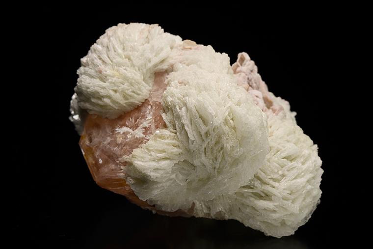 BERYL var. Morganite with ALBITE var. Cleavelandite