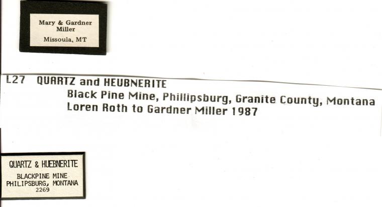 HÜBNERITE on QUARTZ