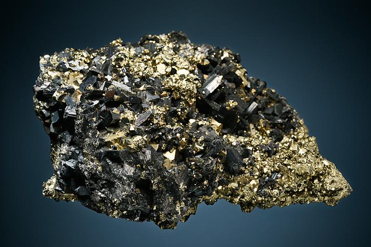 ENARGITE on PYRITE