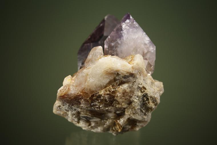 QUARTZ var. Amethyst