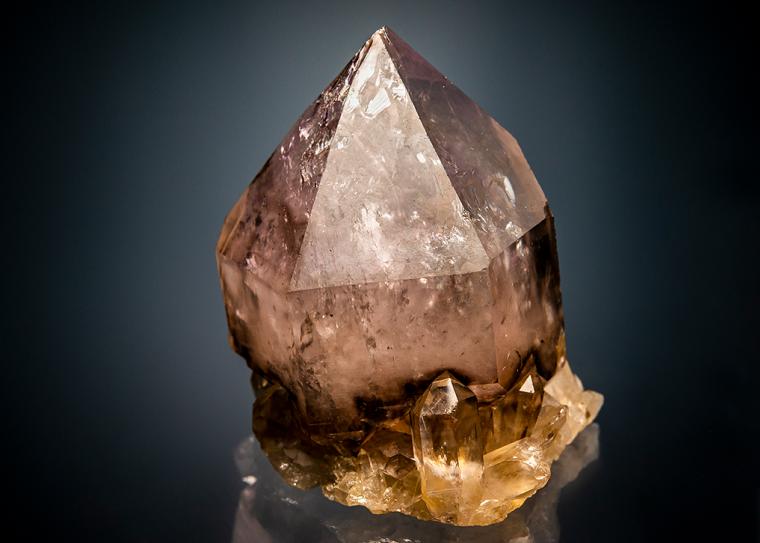 QUARTZ var. Amethyst