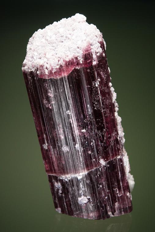 ELBAITE with LEPIDOLITE & ALBITE var. Cleavelandite
