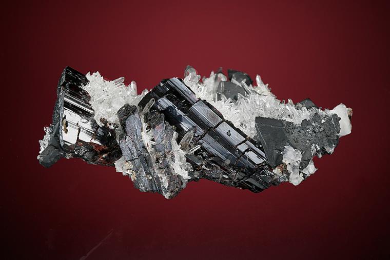 HÜBNERITE with TETRAHEDRITE and QUARTZ