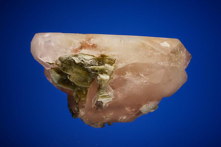 BERYL var. Morganite with MICA