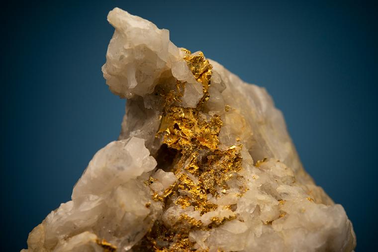 GOLD on QUARTZ