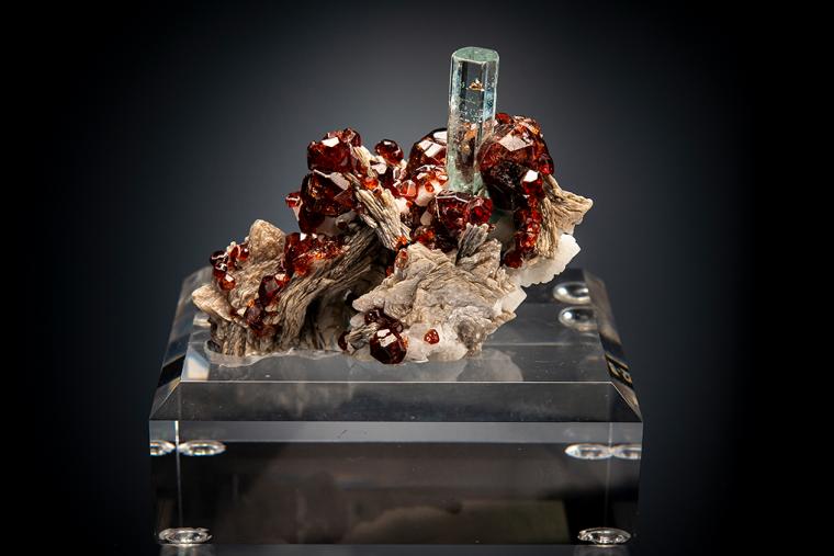 BERYL var. Aquamarine with SPESSARTINE on MUSCOVITE
