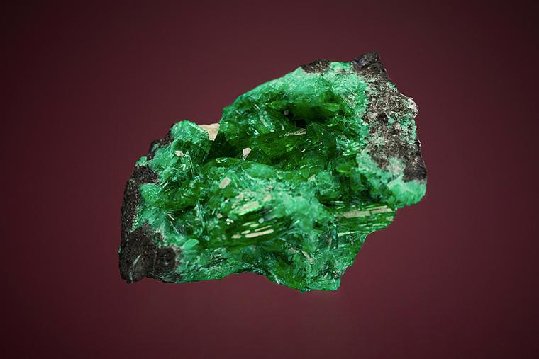 ZINCOLIVENITE WITH SCHULTENITE