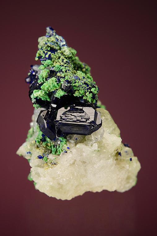 ARSENTSUMEBITE on AZURITE with CERUSSITE