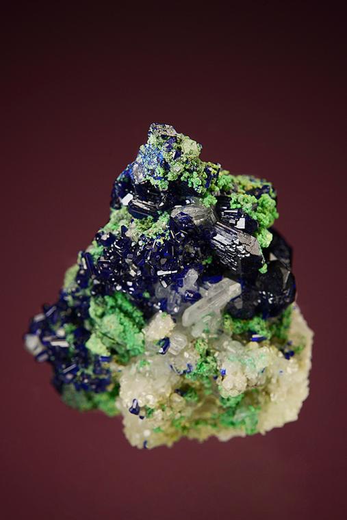 ARSENTSUMEBITE on AZURITE with CERUSSITE