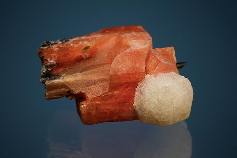 SERANDITE with ANALCIME