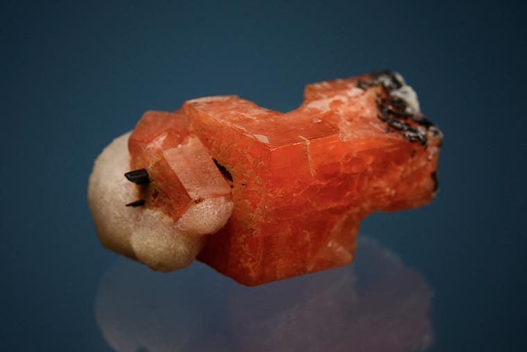 SERANDITE with ANALCIME