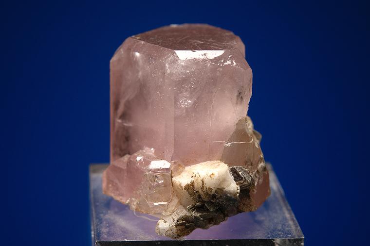 FLUORAPATITE