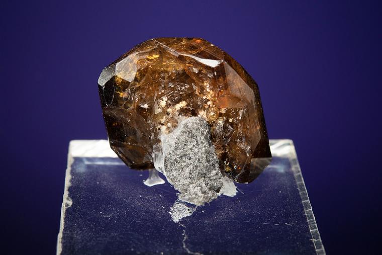 ANDRADITE var. Topazolite