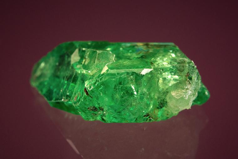 GROSSULAR var. Tsavorite
