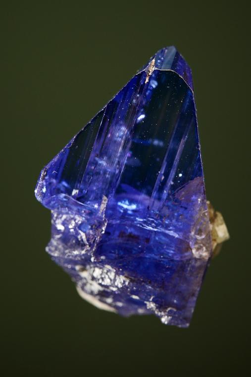 ZOISITE var. Tanzanite with DIOPSIDE